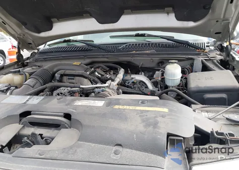 2005 Chevrolet Silverado 2500Hd Ls z USA, uszkodzony, nr VIN 1GCHK23235F842020